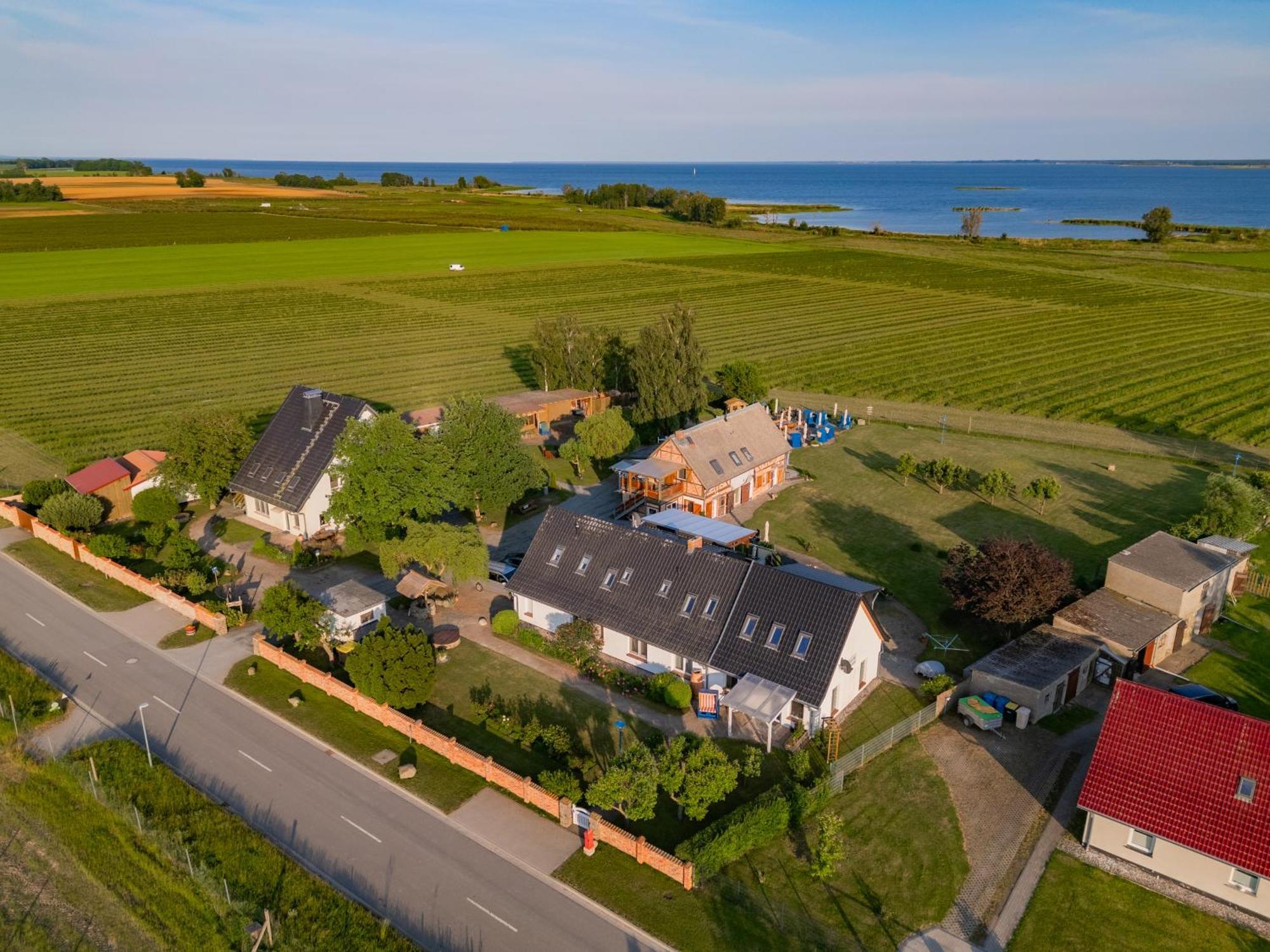 Apartamento Reusenhof Am Haff Usedom Town Exterior foto